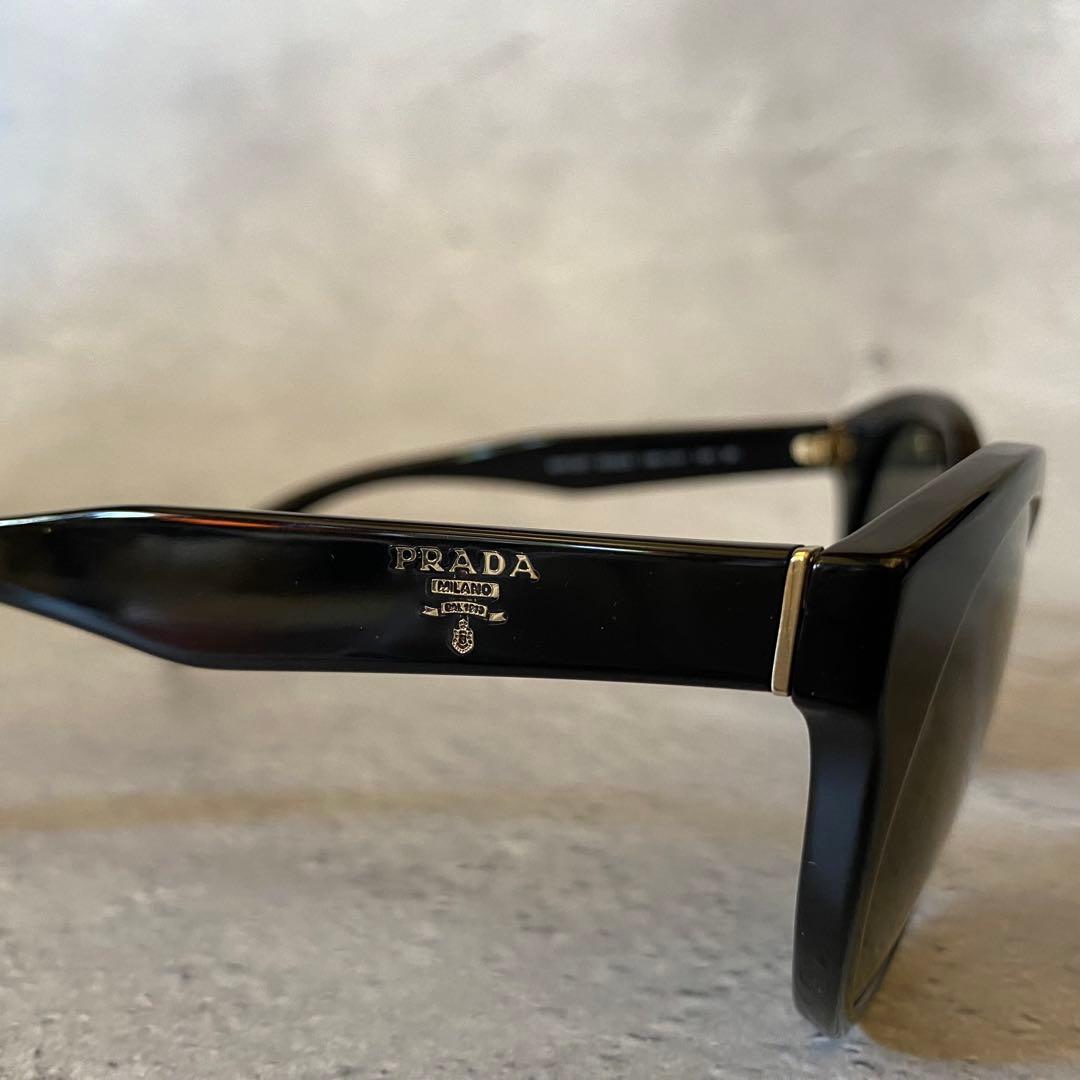 PRADA ブラック サングラス キャットアイ プラダ