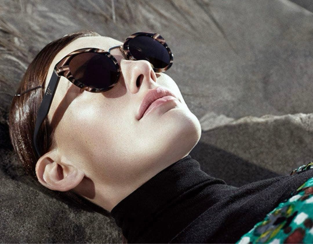 PRADA ブラック サングラス キャットアイ プラダ