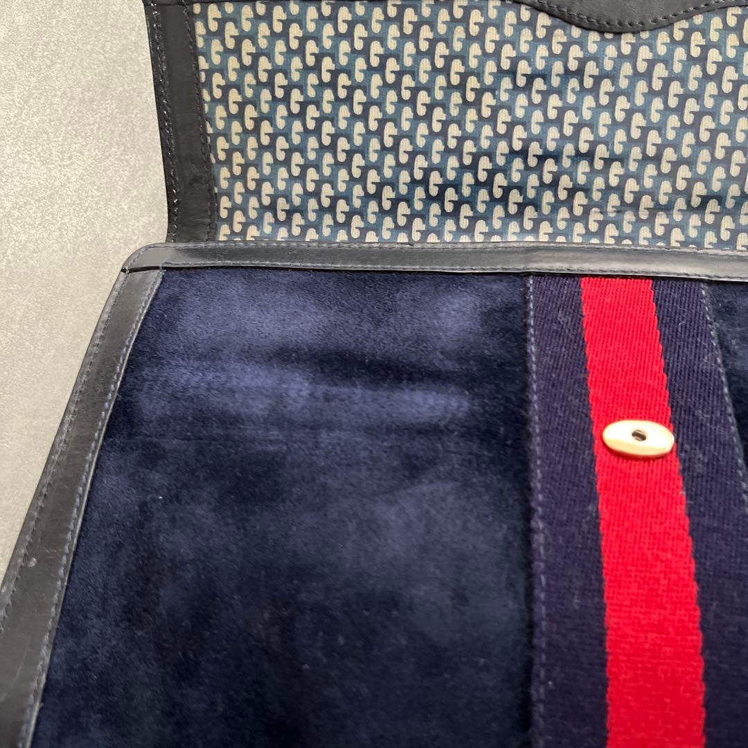 GUCCI スエード　シェリーラインセカンドバック　クラッチバック　ネイビー