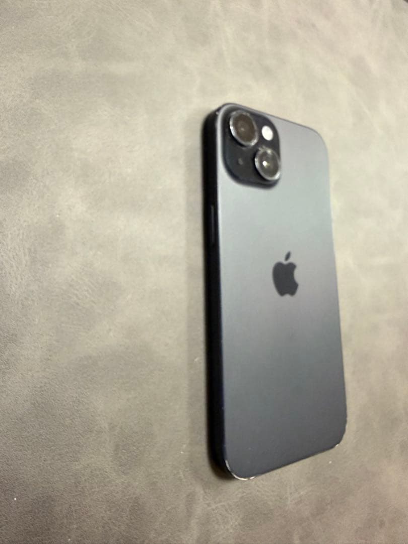 Apple iPhone 15 ブラック　本体　SIMフリー