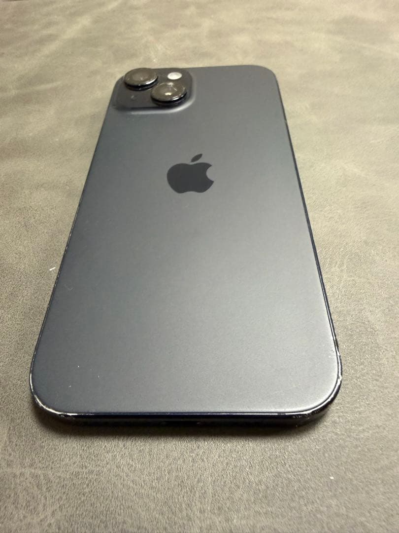 Apple iPhone 15 ブラック　本体　SIMフリー