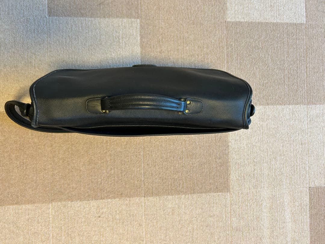 COACH 5180 ブラックレザー ショルダーバッグ