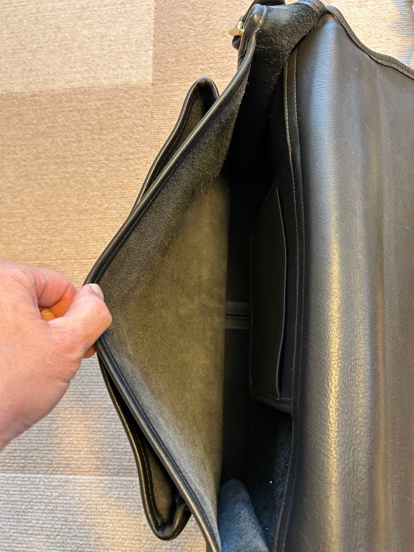 COACH 5180 ブラックレザー ショルダーバッグ