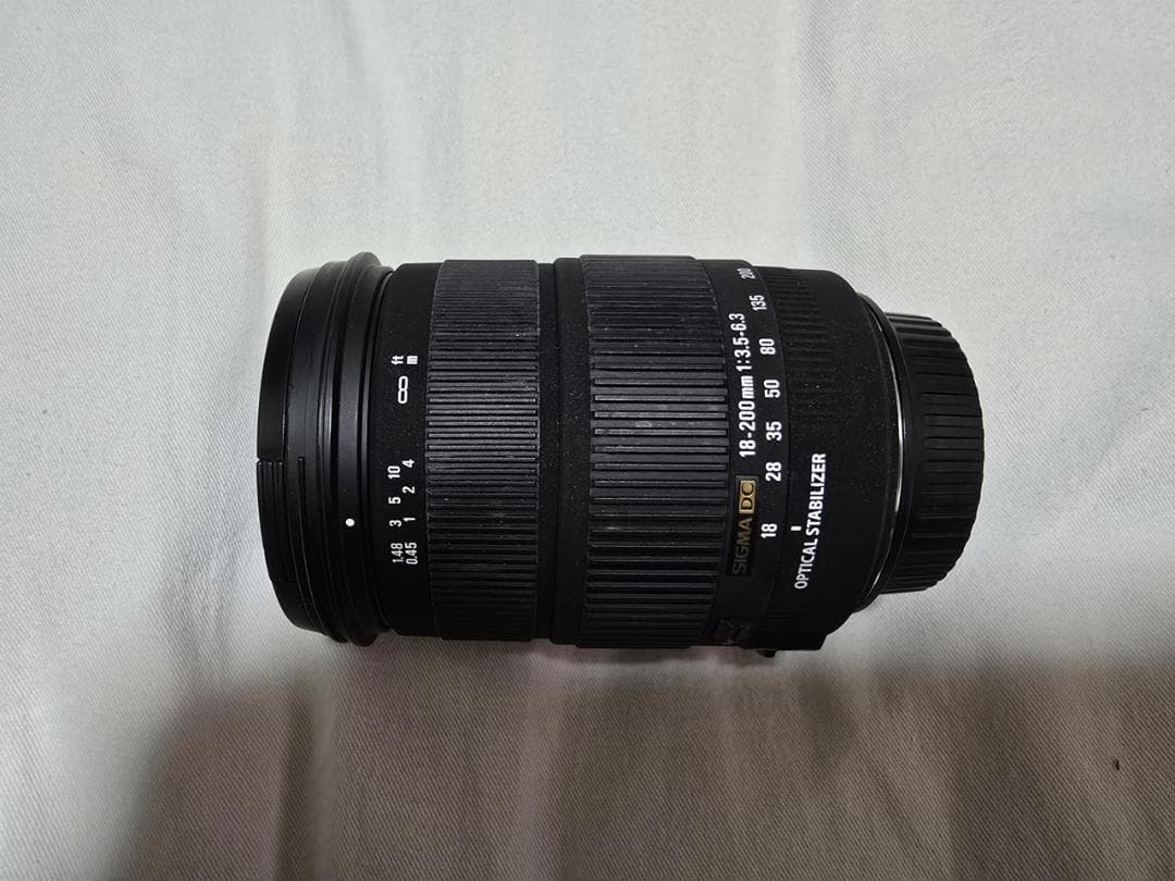 【中古】SIGMA 18-200mm F3.5-6.3L DC OS高倍率ズーム