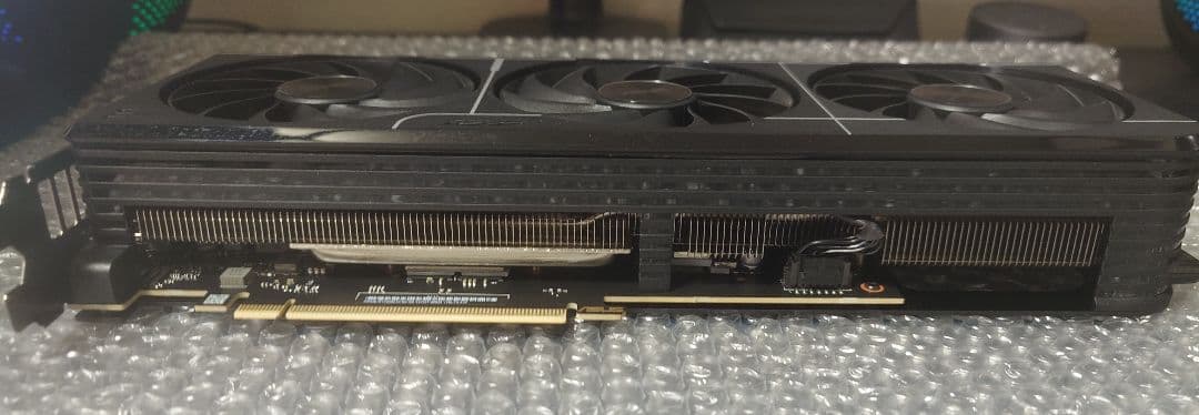 グラフィックボード・グラボ・ビデオカード ASUS PRIME GeForce RTX 5080 OC Edition