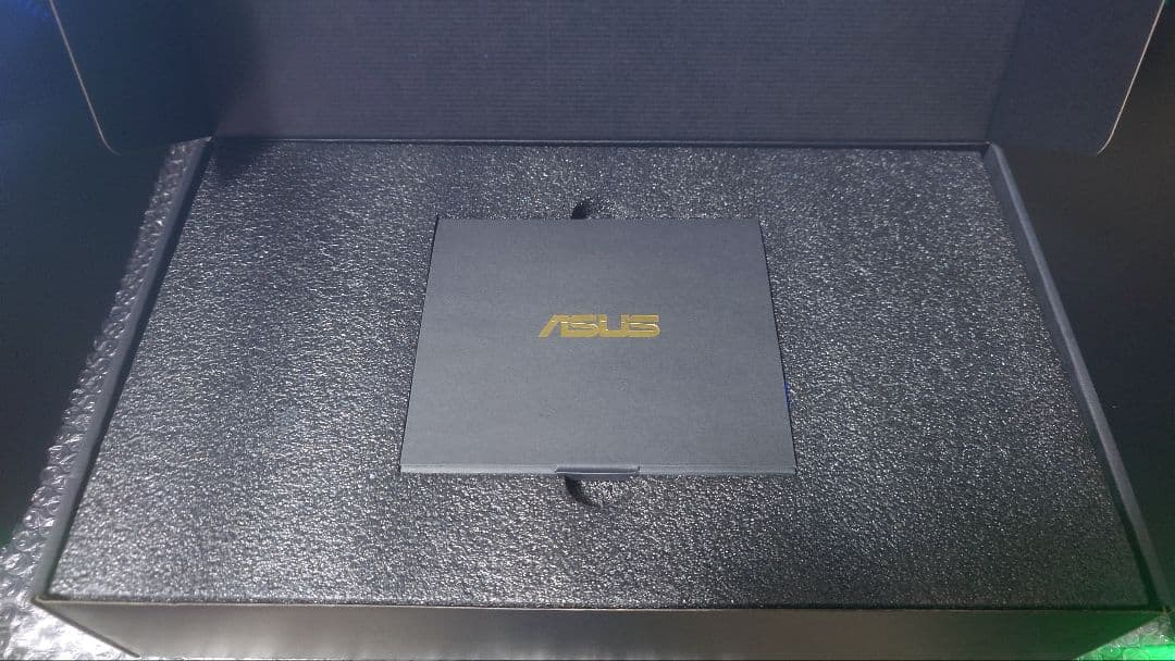 グラフィックボード・グラボ・ビデオカード ASUS PRIME GeForce RTX 5080 OC Edition