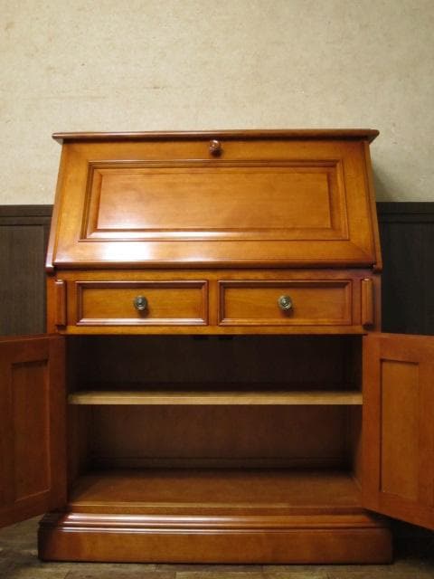 横浜ダニエル Daniel 樺材 無垢 スパニッシュ ライティングビューロー