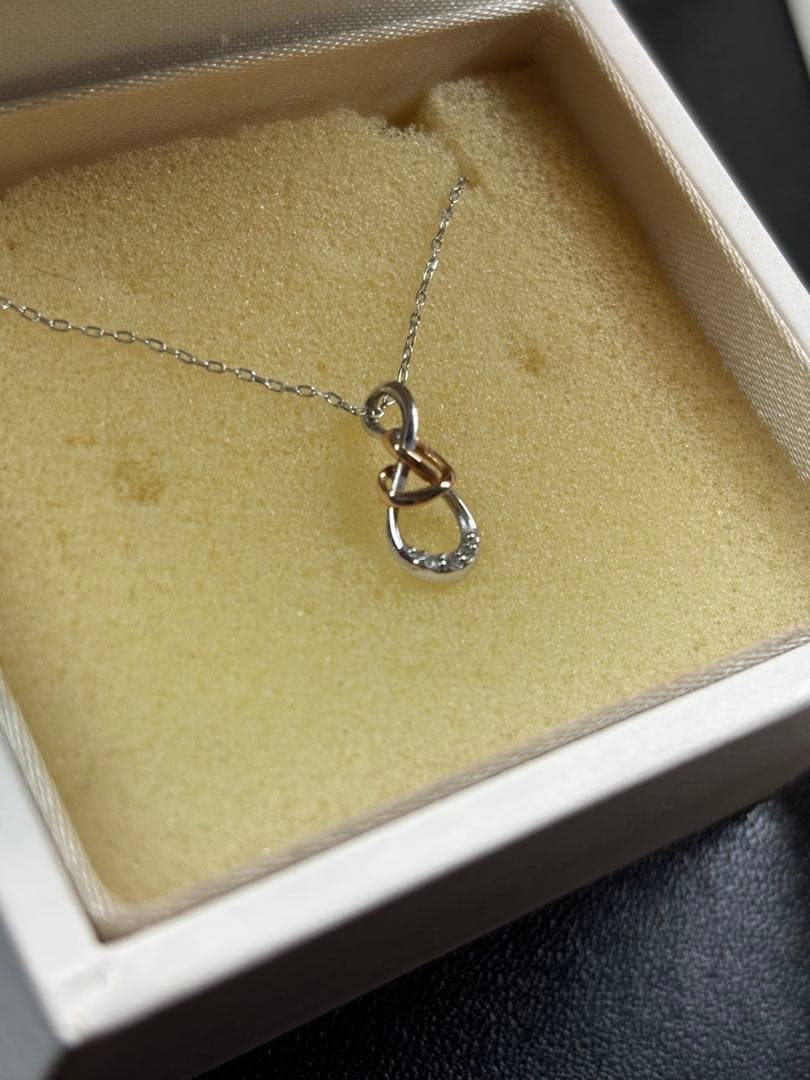 Samantha tiara Infinity Love Knot ネックレス