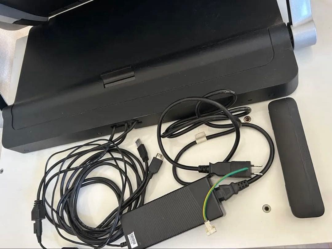 【Wacom Cintiq 27QHD】プロ向け液晶ペンタブレット