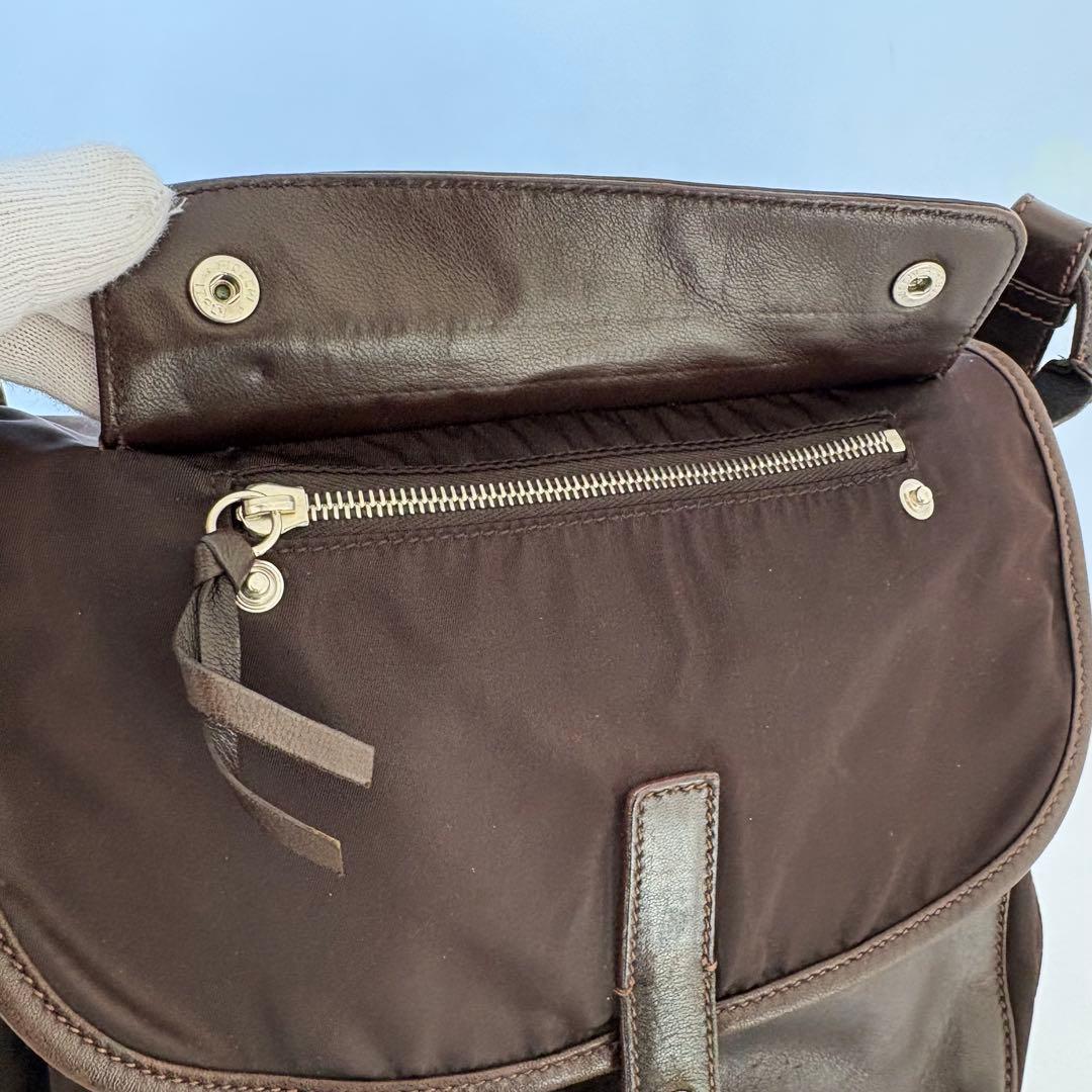 PRADA プラダ 三角ロゴ ショルダーバッグ レザー ブラウン ナイロン