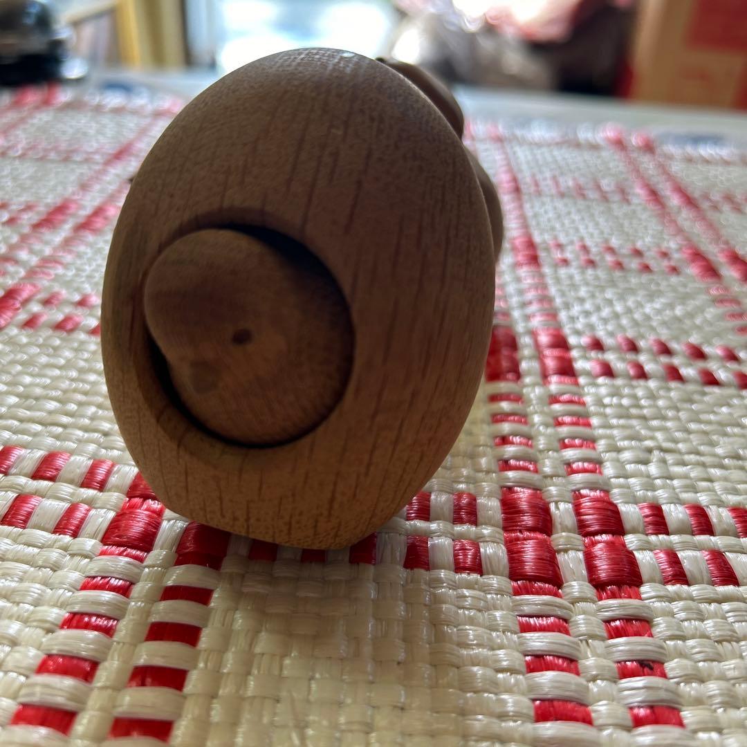 値下げしました！太田久幸 卵ヒヨコ ウッドクラフト　すずめ　木製文鎮うさぎ