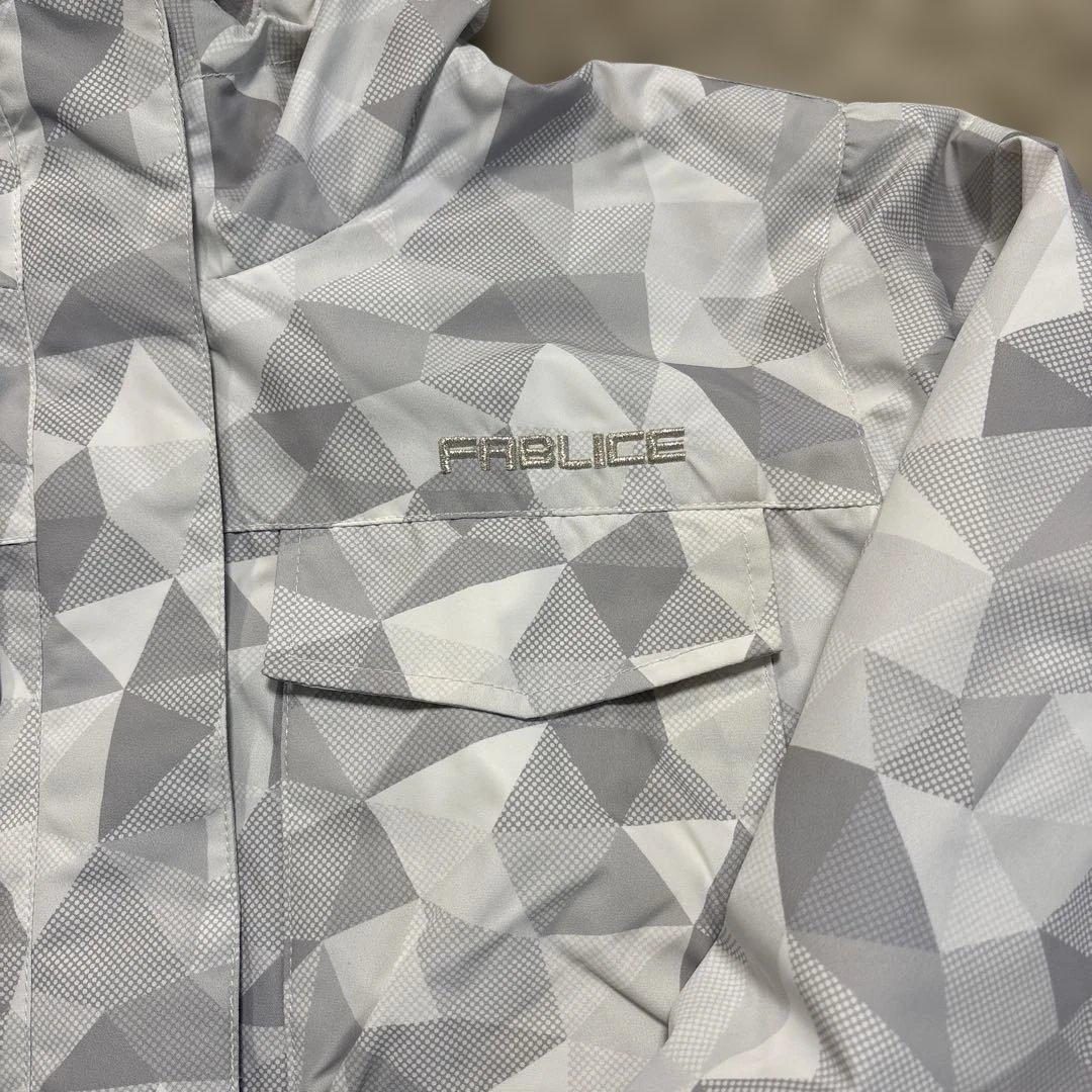 スキーウェア女性用　上下セット