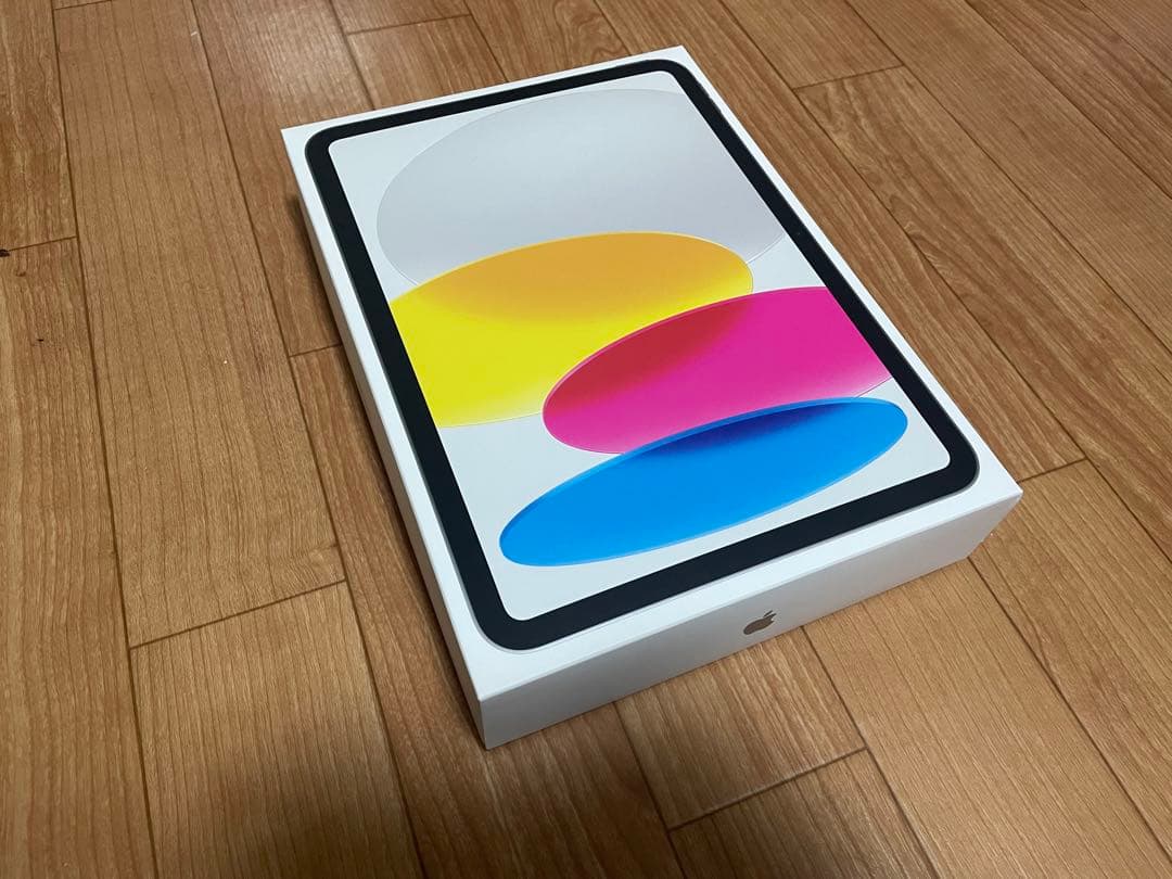 新型 Apple iPad 無印 128GB A16 シルバー 本体 充電器付き