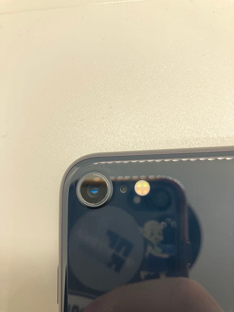 美品 iPhone SE3 64GB バッテリー100% SIMフリー