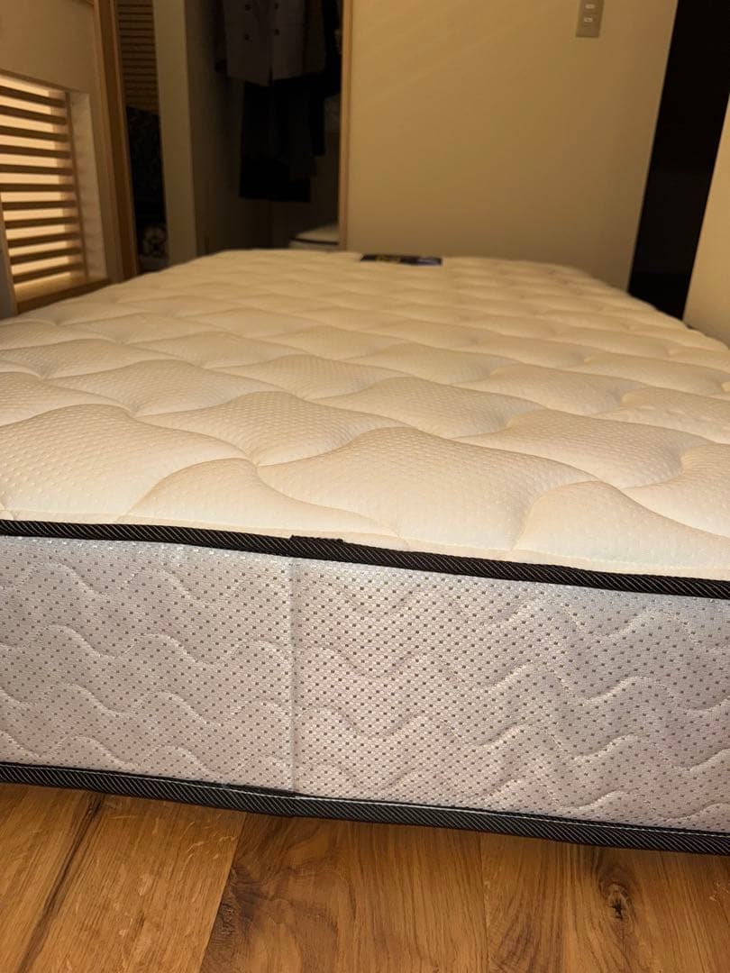 Sealy シーリー コリウス3 マットレス セミダブル