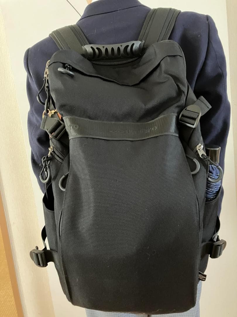 リュックサック デイパック 使いやすい 収納 ポケット外側7 内側2