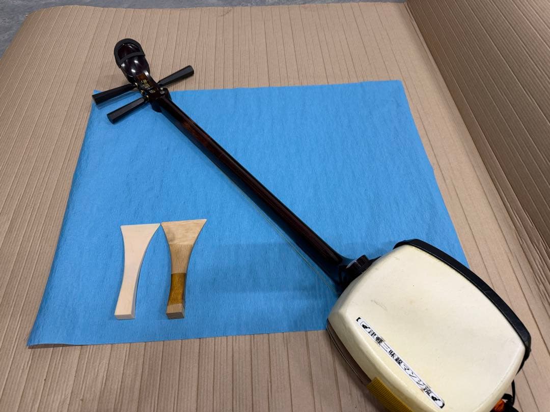 ケース付【美品】津軽三味線 太棹 入門セット合皮　三味線付属品多数　初心者に最適
