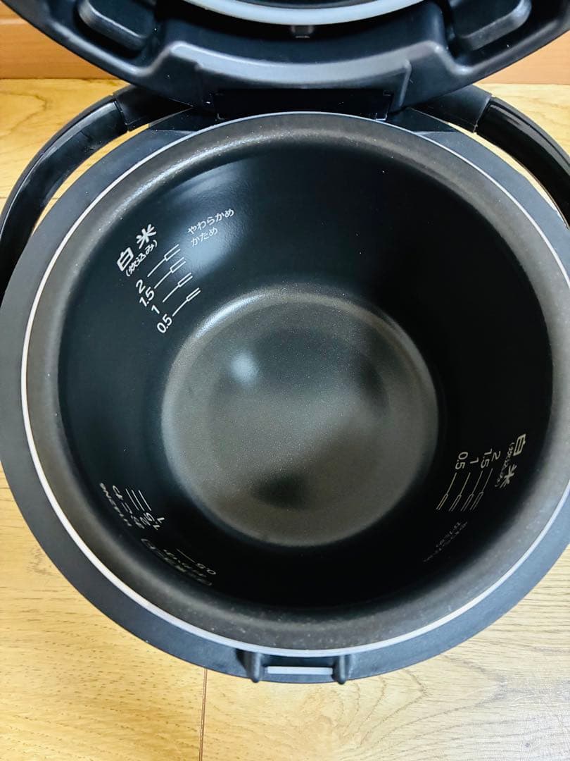 おひつ御膳　日立IH炊飯器　RZ-TS201M ブラウンゴールド　2016年製