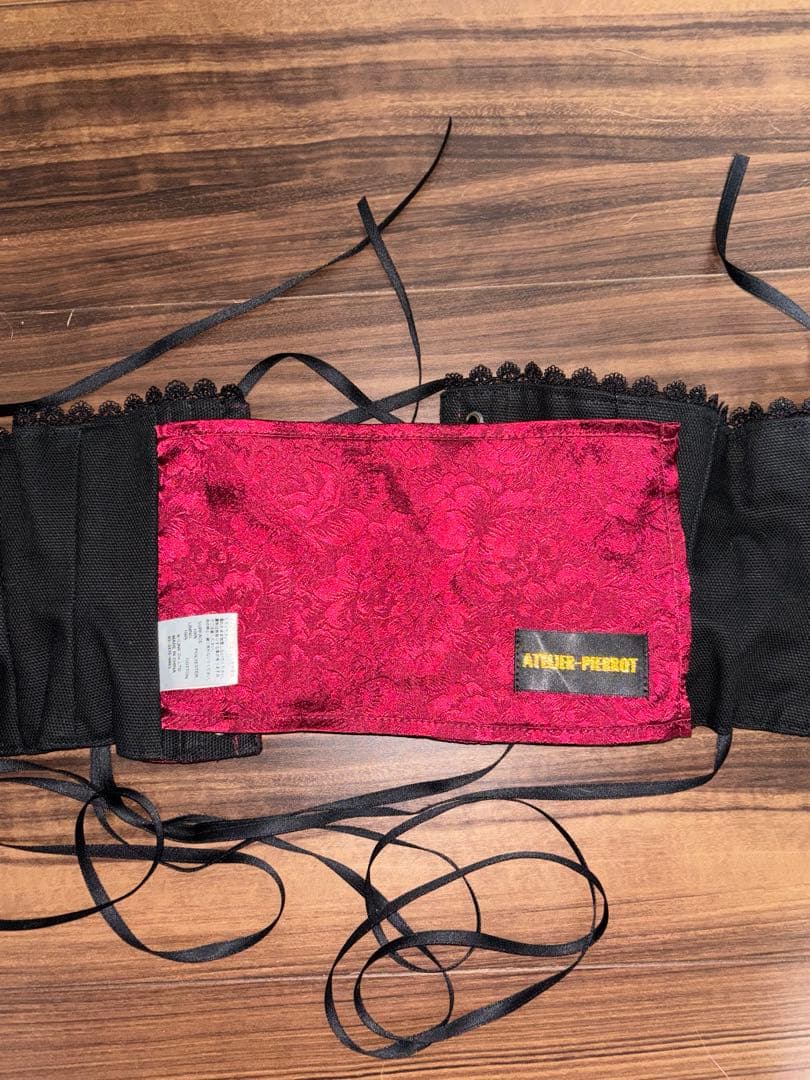 ATELIER PIERROTコルセット