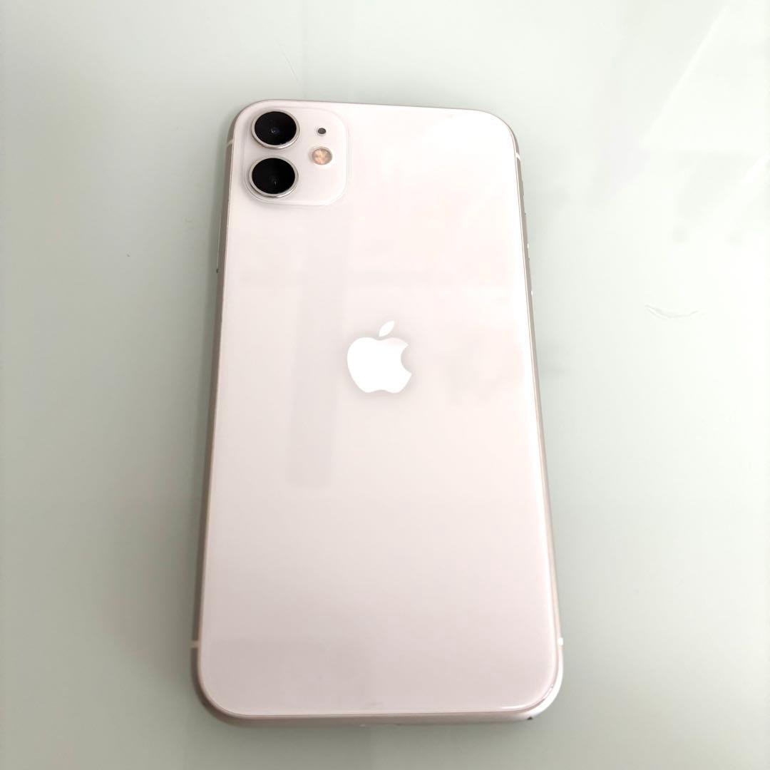 美品　iPhone 11 ホワイトモデル　本体 64GB 初期化済