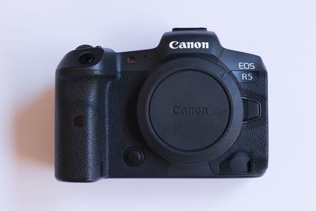 Canon EOS R5 ミラーレス一眼 本体　美品