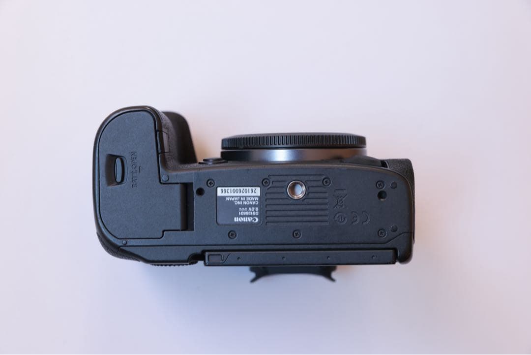 Canon EOS R5 ミラーレス一眼 本体　美品