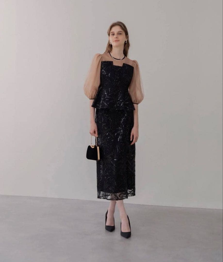 leja シアーパフスリーブぺプラムスパンコール ドレス セットアップ