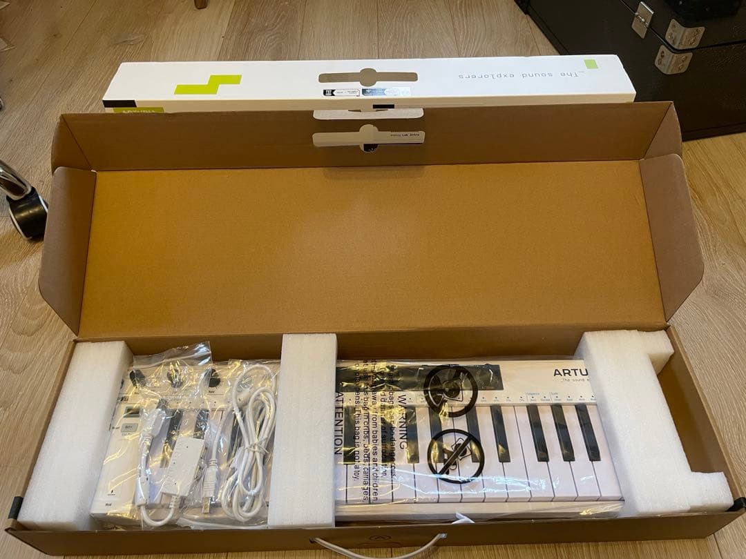 【美品】Arturia KeyStep 37