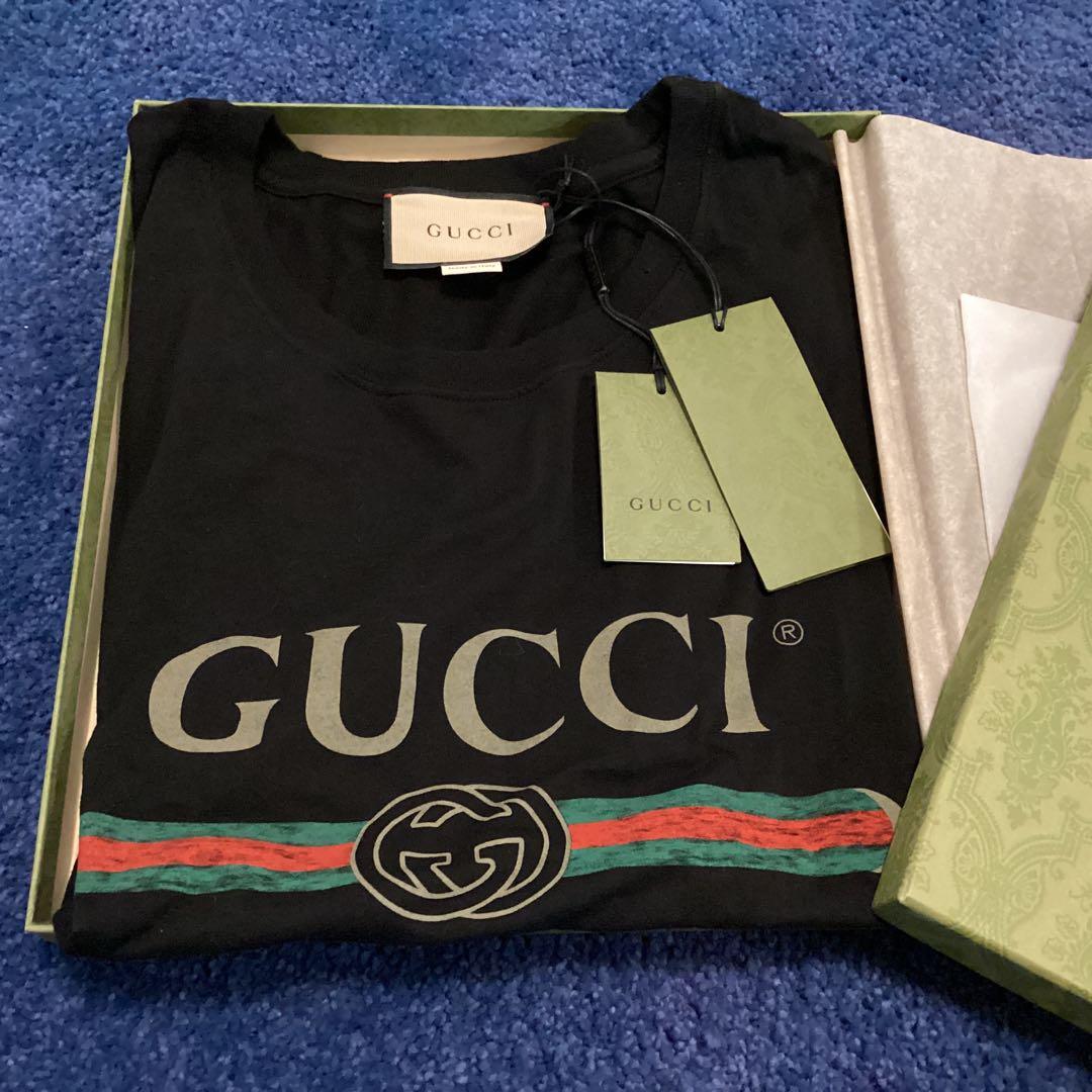 GUCCI ブラック Tシャツ