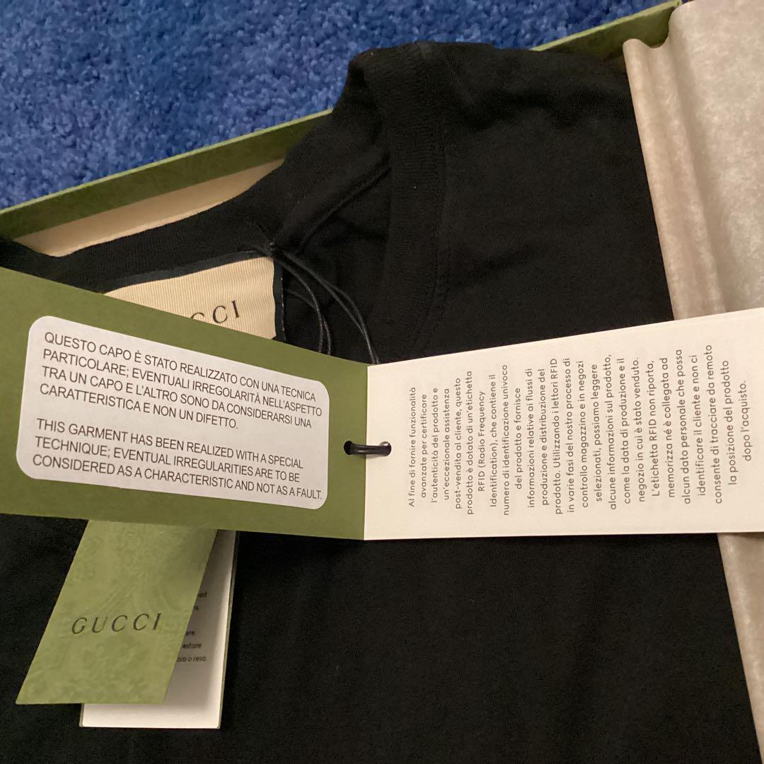 GUCCI ブラック Tシャツ