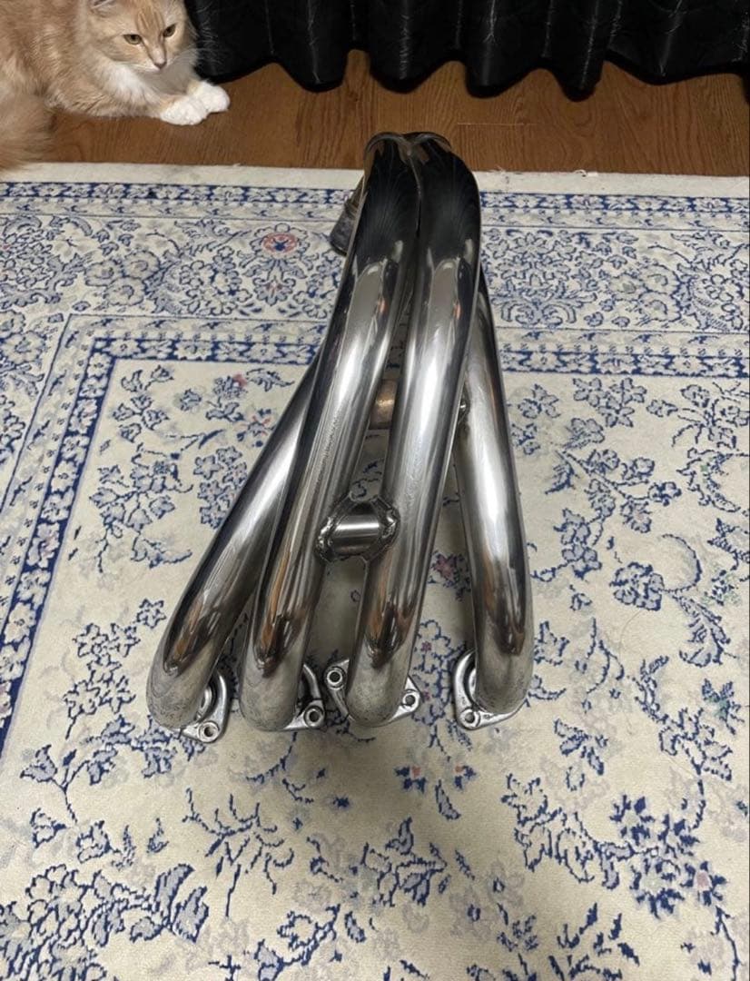 ホーネット250 中期　ホンダ純正ステンレスエキゾーストマニホールド。セット