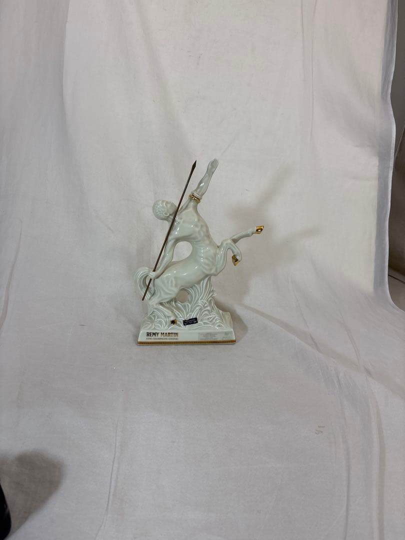 REMY MARTINセントー リモージュ　ケンタウロス　40％ 700ml　白