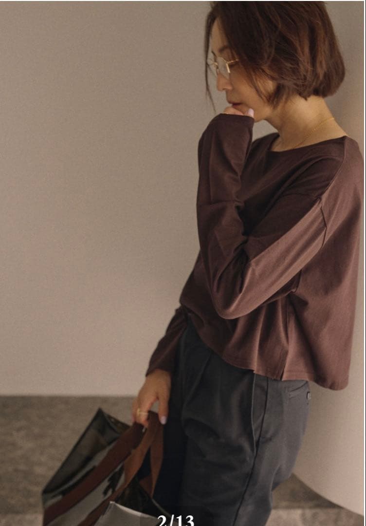 新品未開封　ミラーベル　Meravel 高橋志津奈　ロングTシャツ　ブラウン