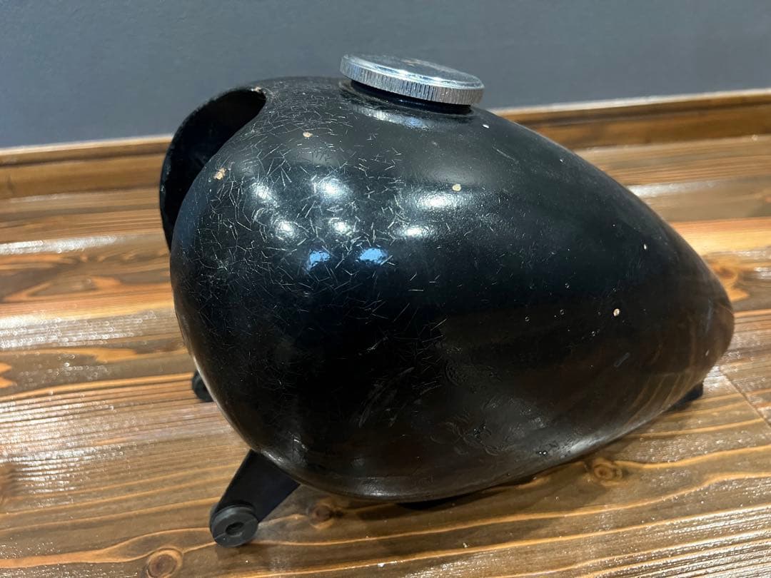 ヤマハ　SR400 タンク　純正コック仕様　チョッパー　ボバー