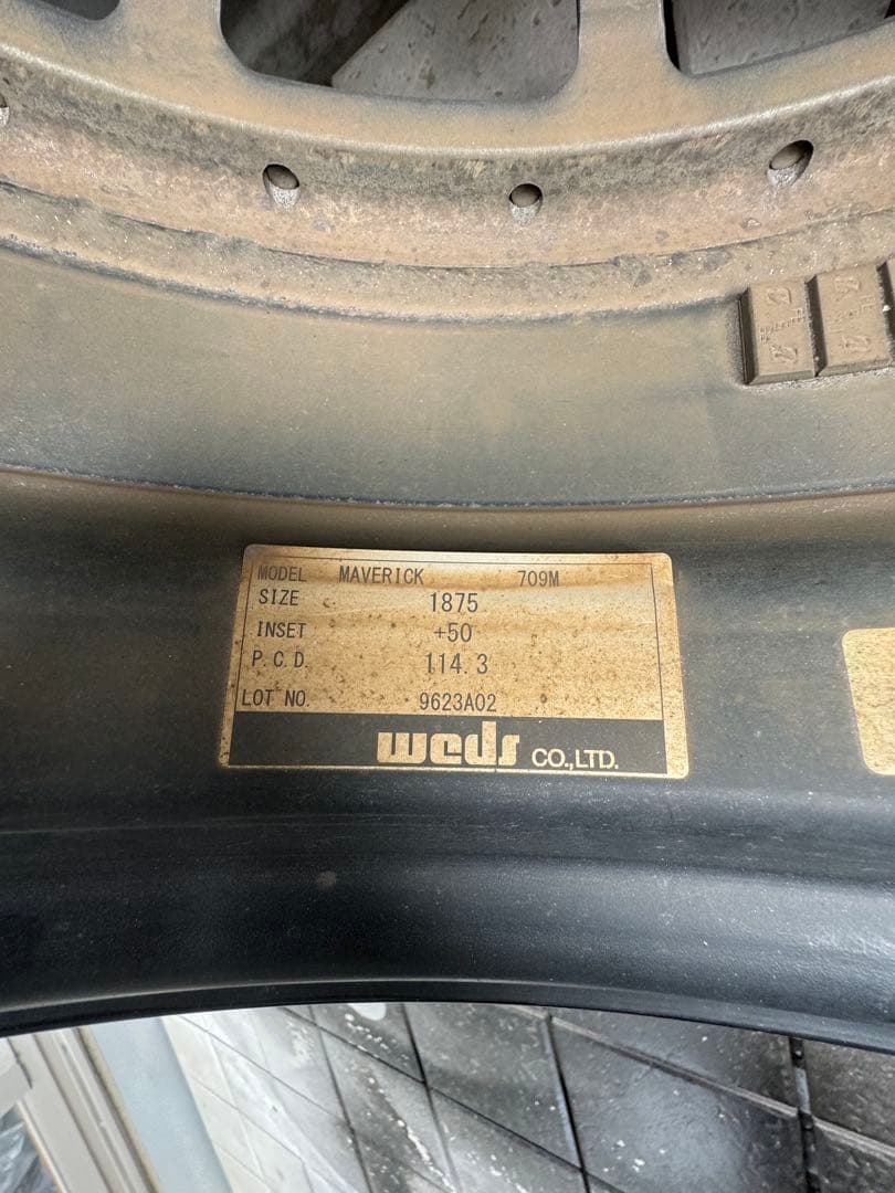①マーベリック 709M 18インチ レグノ4本セット