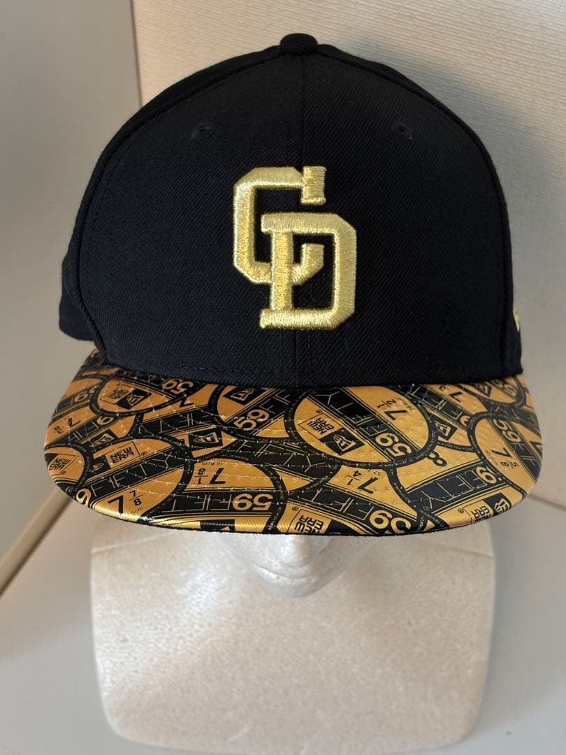 コラボ/中日ドラゴンズ/限定/キャップ/帽子/ニューエラ/ステッカー/ゴールド
