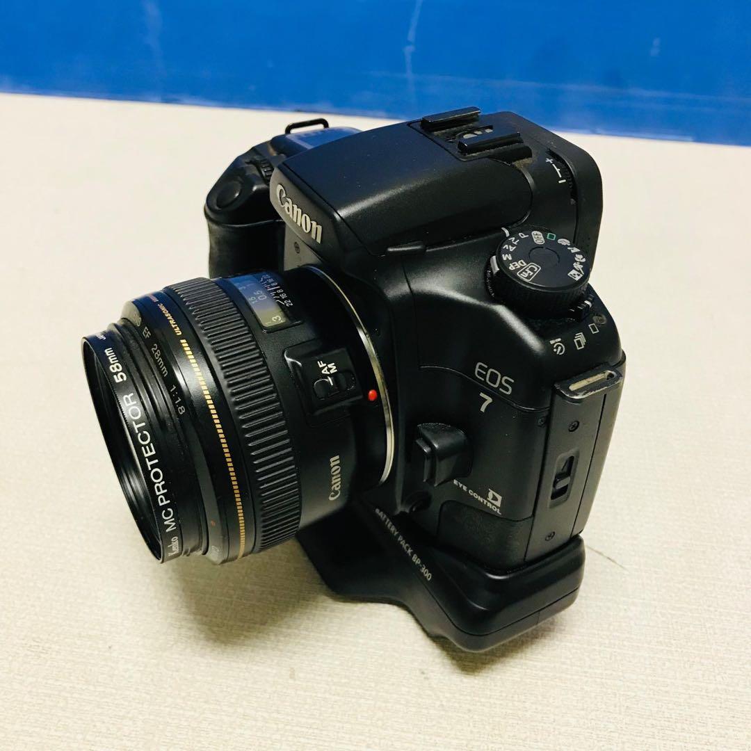 キヤノン EOS 7/キヤノン EF 28mm 1:1.8