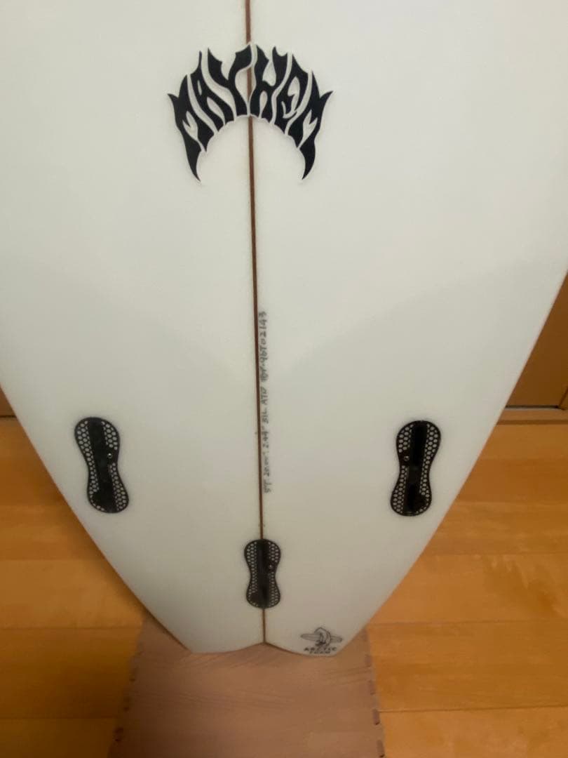 lost ショートボード RNF96 【5'7\" 31L】