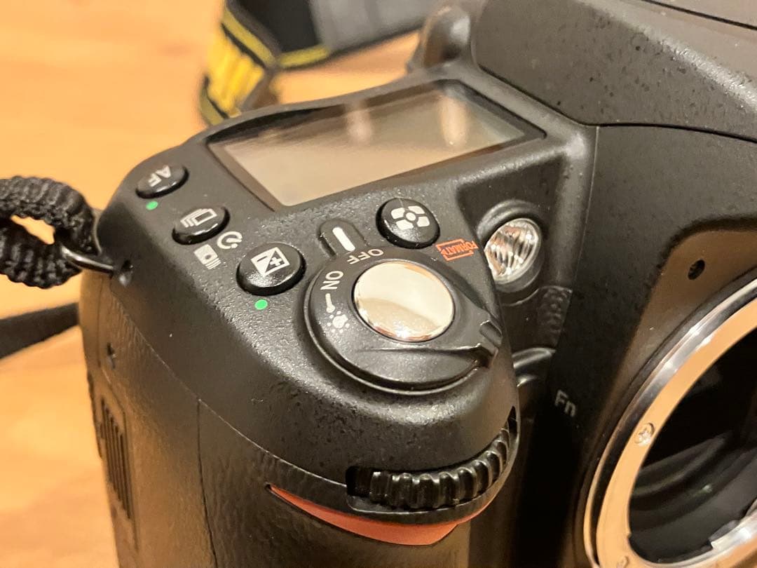 Nikon D90 デジタル一眼レフカメラ 本体