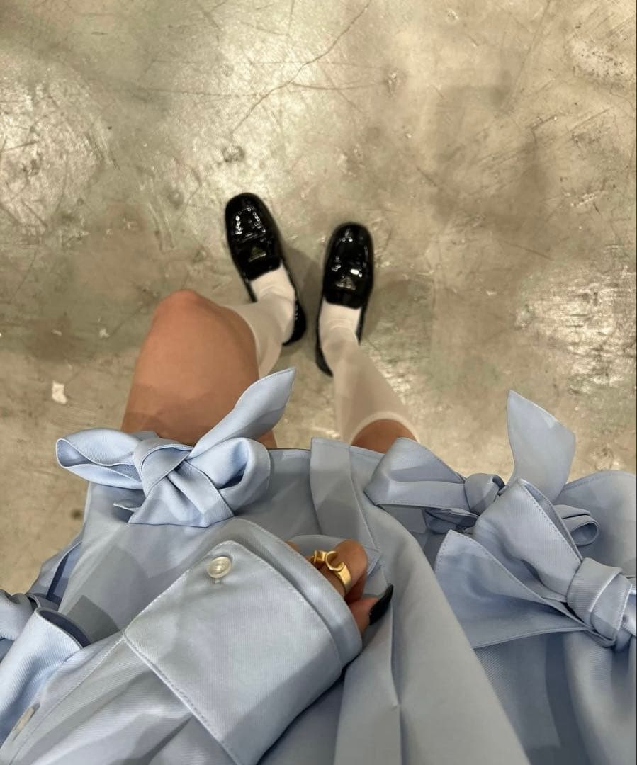 THETOE Kordela Twist Shirt リボン シャツ ブルー