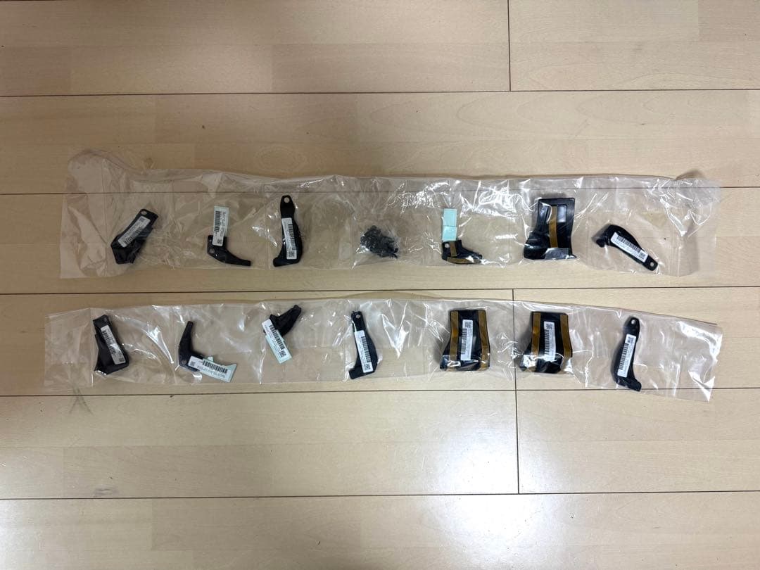 トヨタ　アルファード30系 後期　モデリスタ　サイドスカート　新品　運転席側のみ