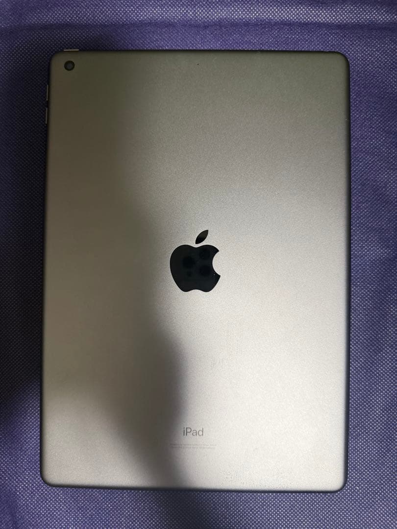 Apple iPad (第8世代) スペースグレー 10.2インチ 32GB