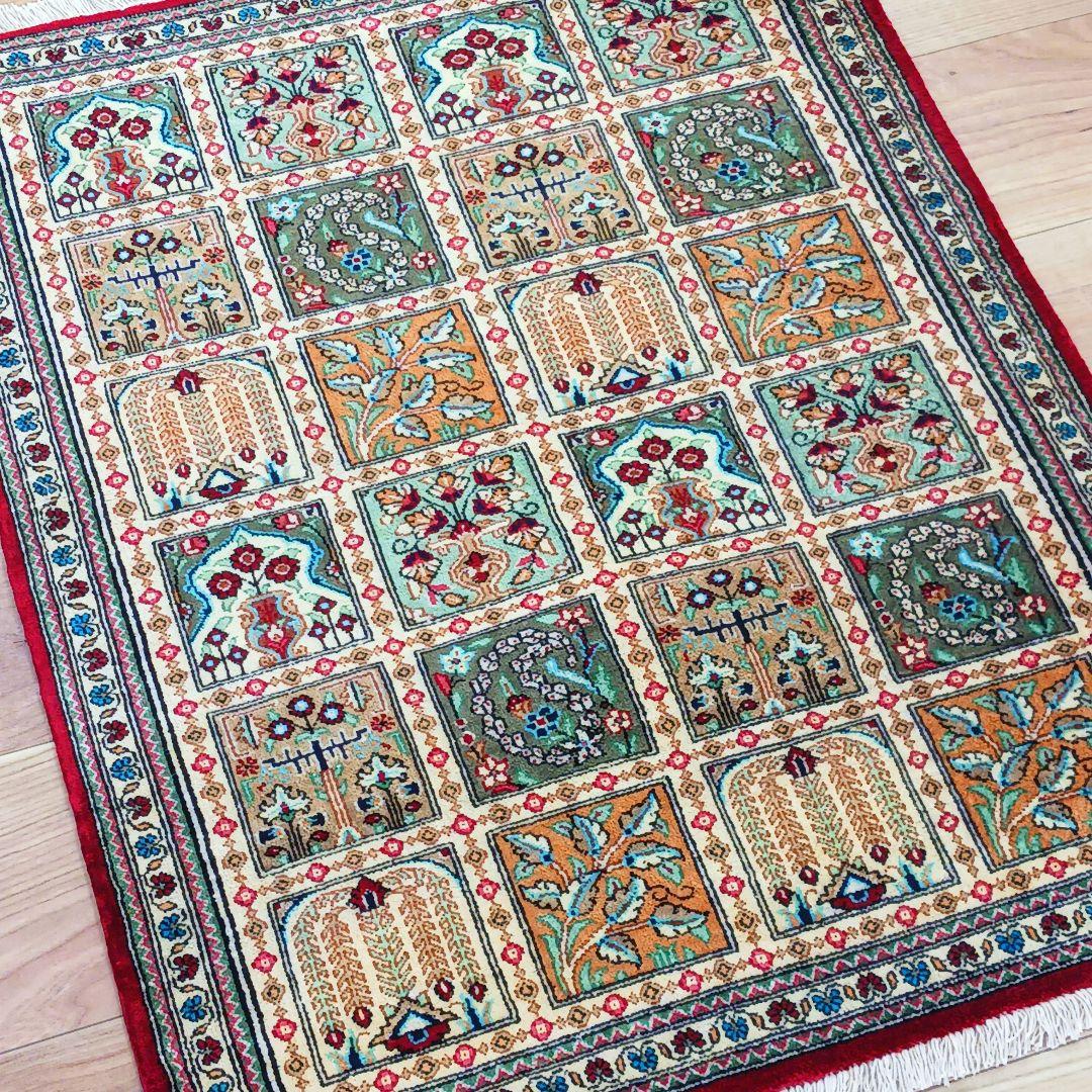 Y2622 ペルシャ絨毯 クム シルク100% 手織り72万ノット ヘシティ