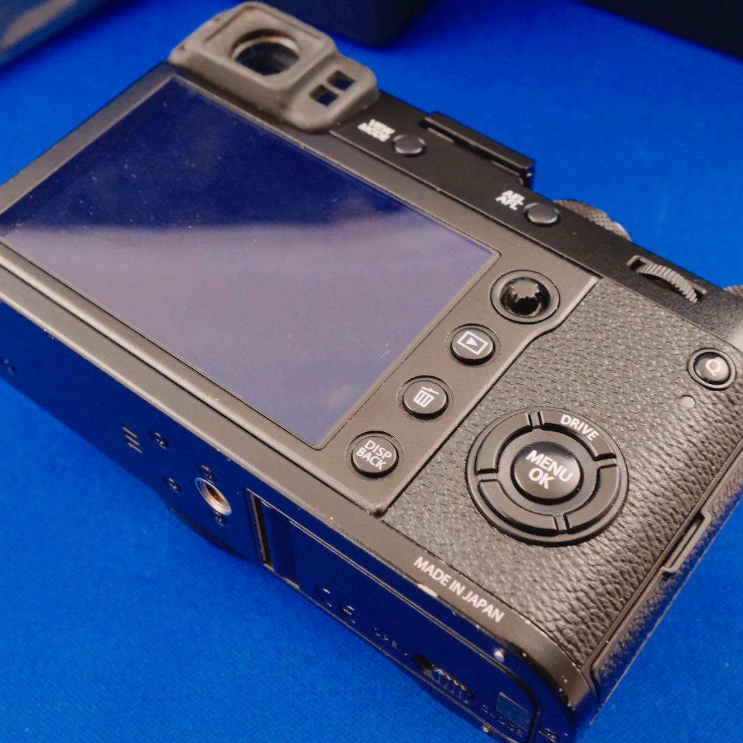 ★一時値下げ！★FUJIFILM X100F フィルムカメラ ブラック
