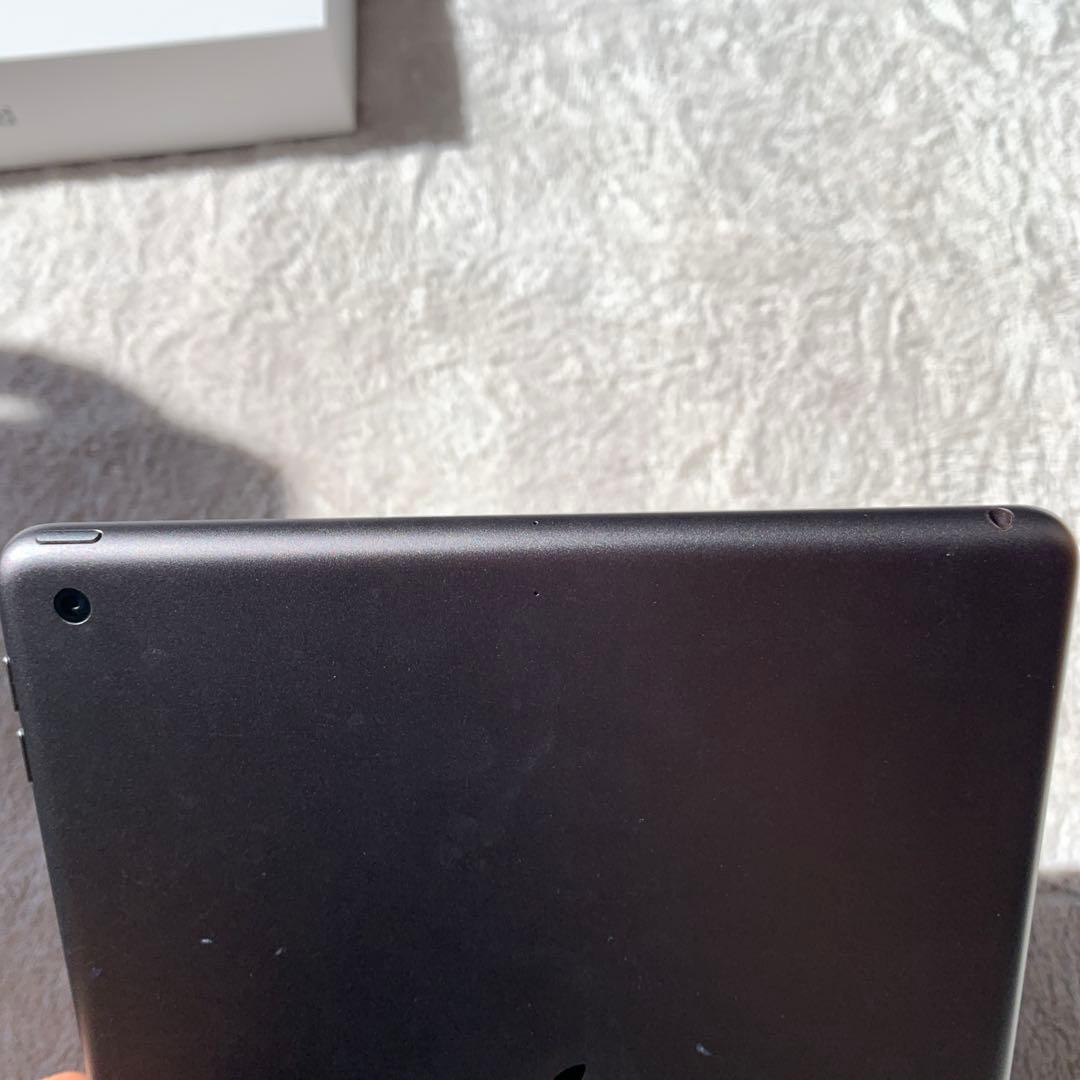 iPad 第7世代 32GB