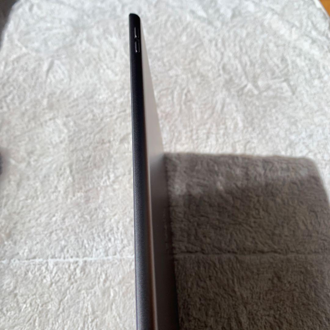 iPad 第7世代 32GB