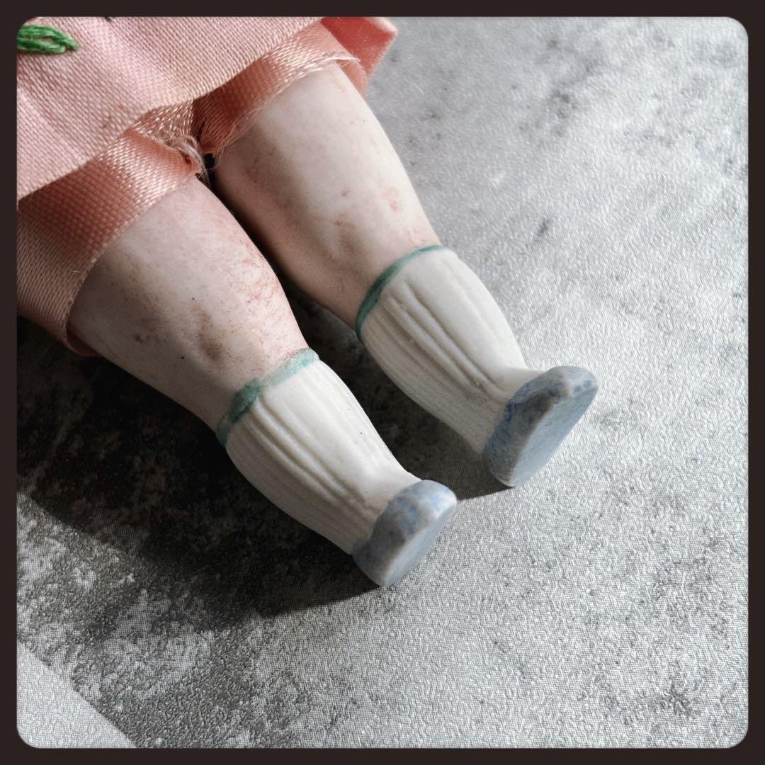 アンティーク ピンクのリボンの女の子 オールビスクドール ミニョネット