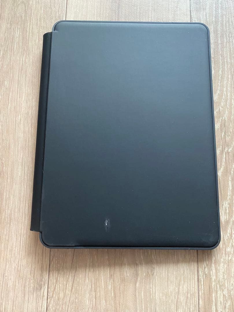 iPadair4 スペースグレイ型番A2316 キーボード、ペンと充電器つき