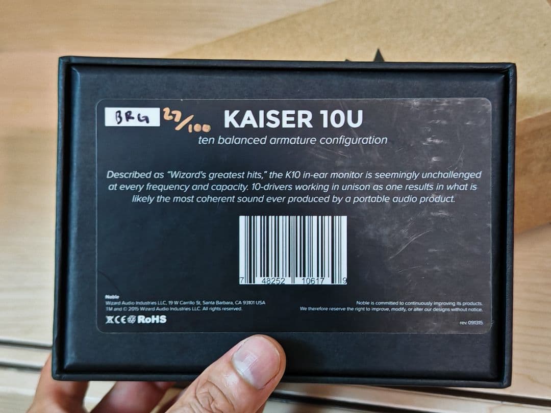 イヤホン Noble Kaiser 10 Universal Black RoseGold