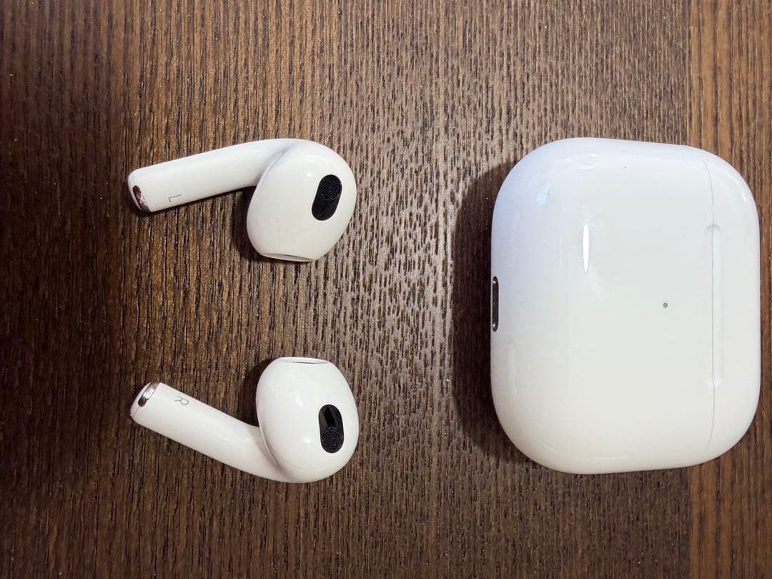 AirPods本体 A2564 第三世代